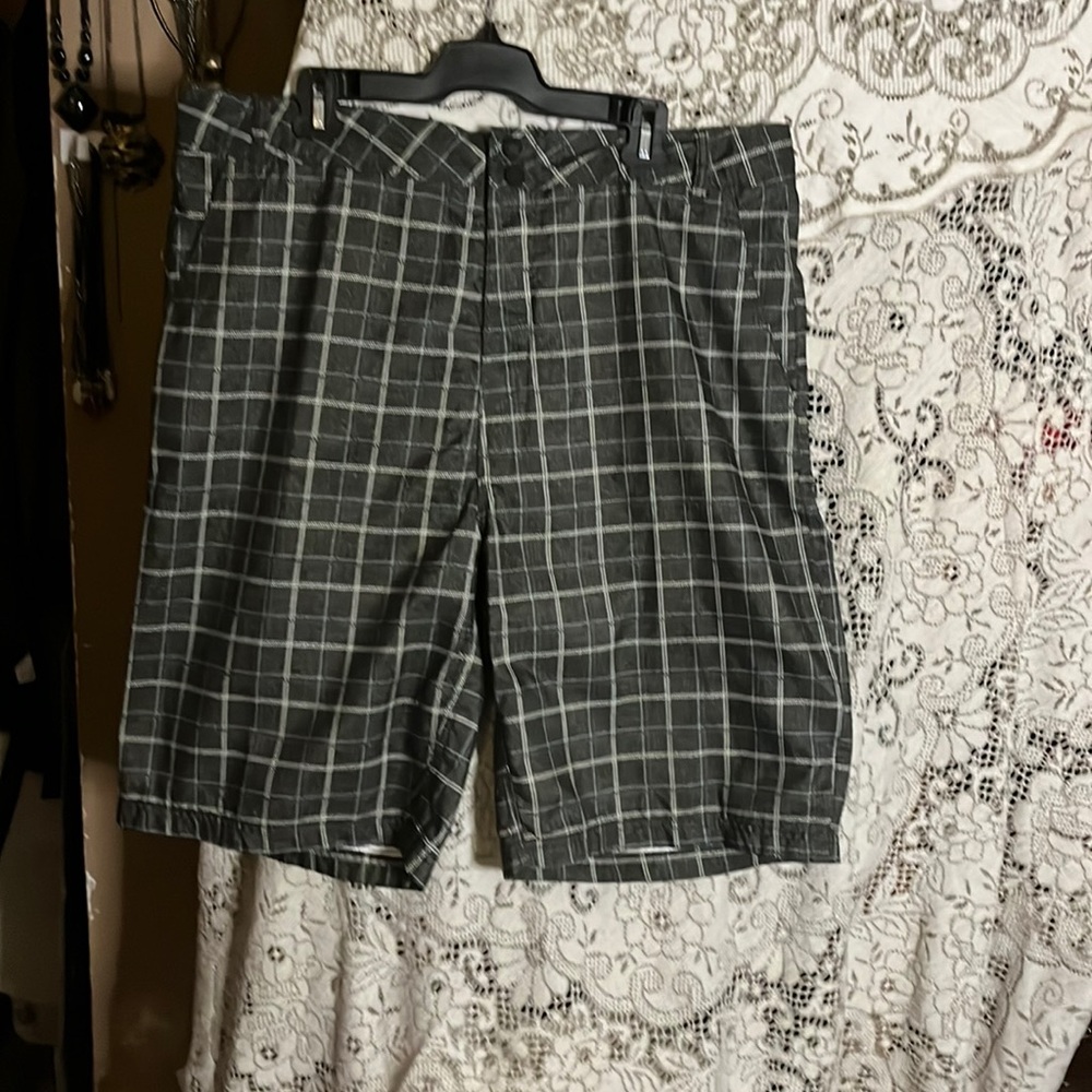 😄Ocean & Earth Shorts XL Men’s
